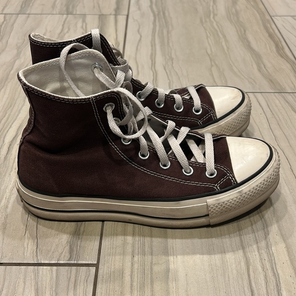 Brown Platform High Top Converse, Women’s 8, Excellent Condition - Picture 2 of 9